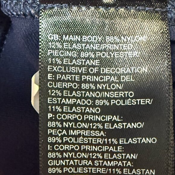 The North Face Women’s M FlashDry Capri Leggings – Navy/Print - Picture 10 of 13